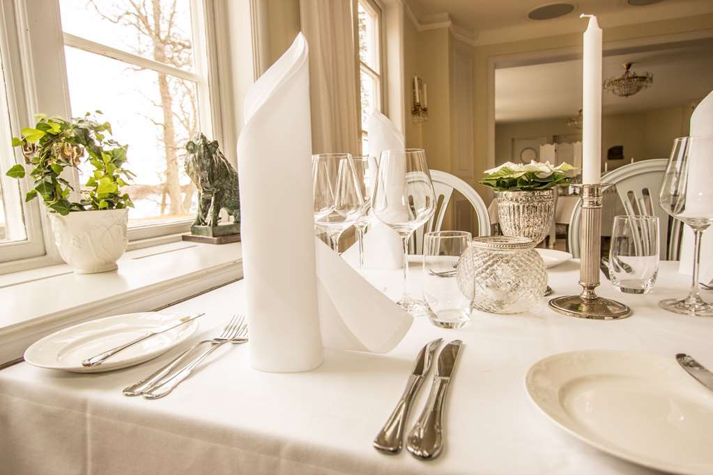 Skytteholm Otel Ekerö Restoran fotoğraf